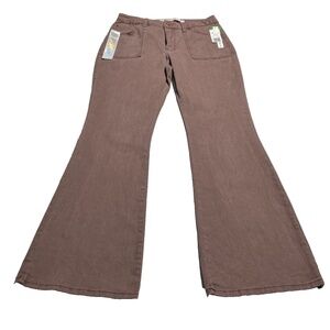 Tinseltown Women's Brown Flare Jeans Fashion Mid Rise Slim Wide Legs Size 7 NEW‎